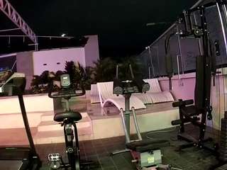 voyeurcam casa salsa gym bike